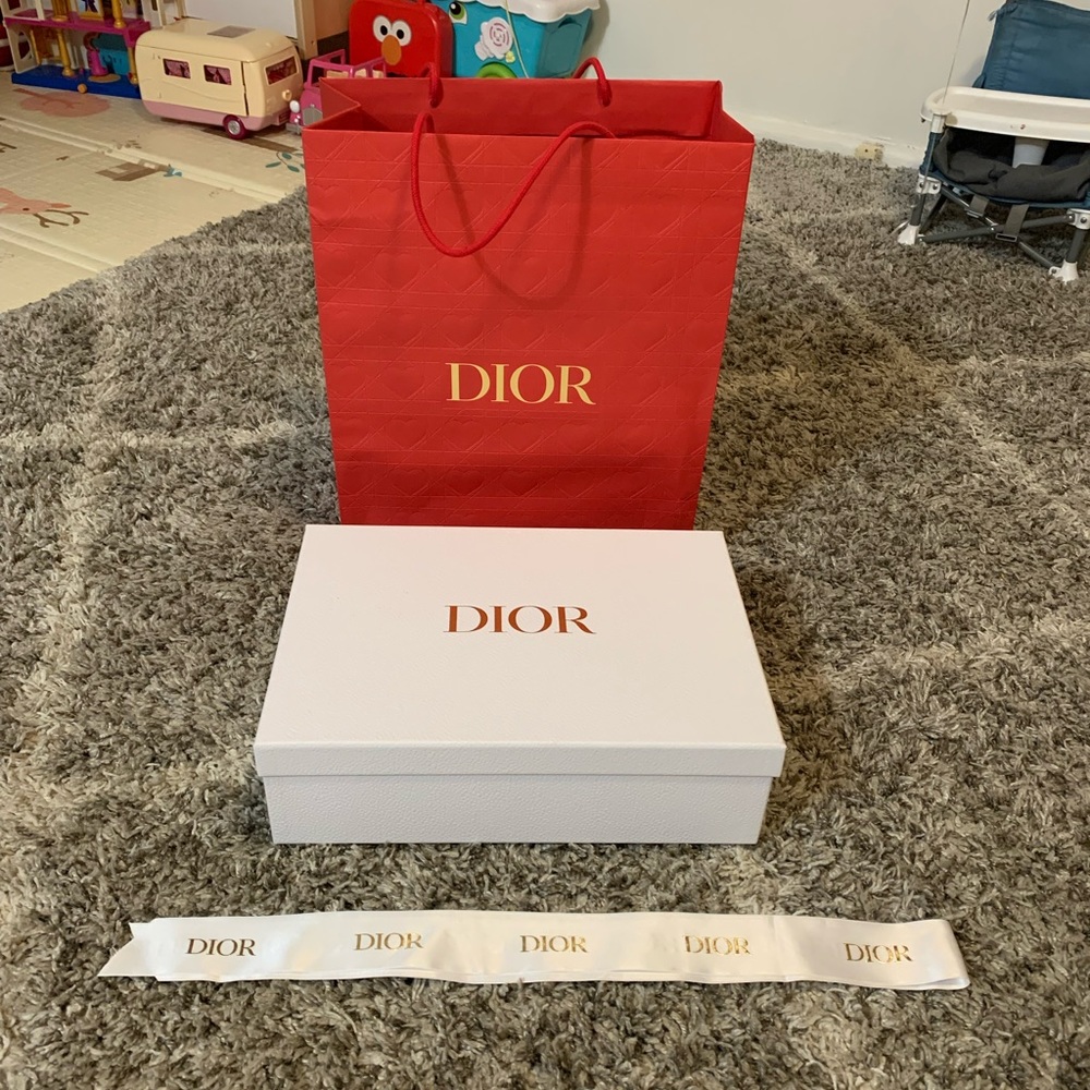 Authentic Dior box